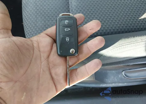 2013 Volkswagen Jetta 2.0L S from USA, damaged, VIN 3VW1K7AJXDM285983